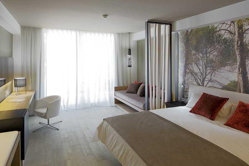 Illot Park & Spa Cala Ratjada  Bagian luar foto
